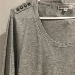 👚 3 Button Grey Sweater